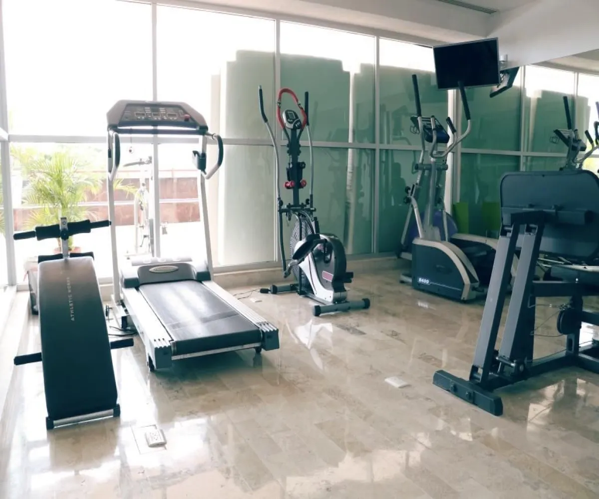 Departamento En Venta,Zona Hotelera Norte,Av. Francisco Medina Ascencio 2870, Puerto Vallarta, Jalisco 48333, 2 Habitaciones,2 Baños,Av. Francisco Medina Ascencio ,4,pQpblQL