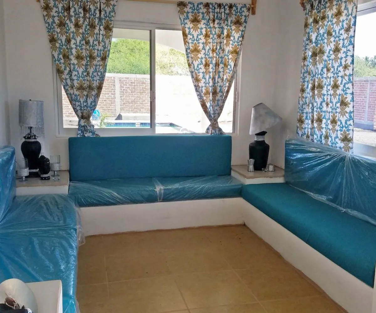 Casa En Venta,Cuyutlán,Av. Adolfo Lopez Mateos 620, Armería, Colima 28350, 3 Habitaciones,2 Baños,Av. Adolfo Lopez Mateos,2,pGAxpC9