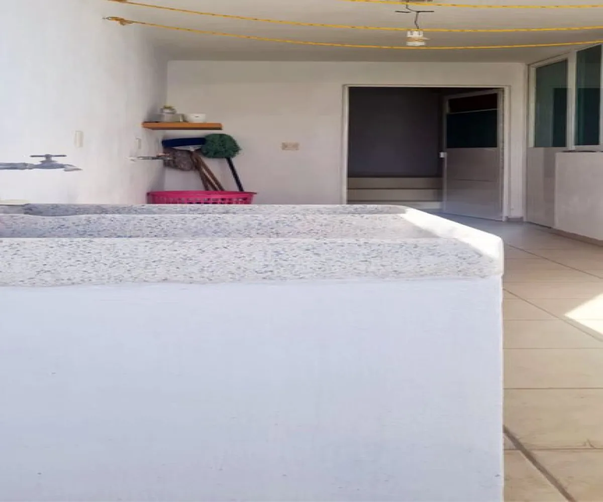 Casa En Venta,Bosques de Santa Anita,Circuito Cañada del Tigre 18 d Coto 7, Tlajomulco de Zúñiga, Jalisco 45640, 5 Habitaciones,4 Baños,Circuito Cañada del Tigre,3,pzxef7f