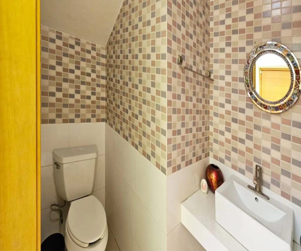 Casa En Venta,Bosques de Santa Anita,Circuito Cañada del Tigre 18 d Coto 7, Tlajomulco de Zúñiga, Jalisco 45640, 5 Habitaciones,4 Baños,Circuito Cañada del Tigre,3,pzxef7f