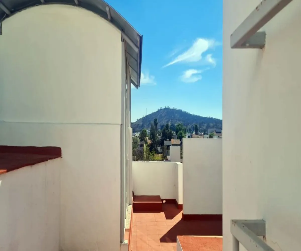 Casa En Venta,Bosques de Santa Anita,Circuito Cañada del Tigre 18 d Coto 7, Tlajomulco de Zúñiga, Jalisco 45640, 5 Habitaciones,4 Baños,Circuito Cañada del Tigre,3,pzxef7f