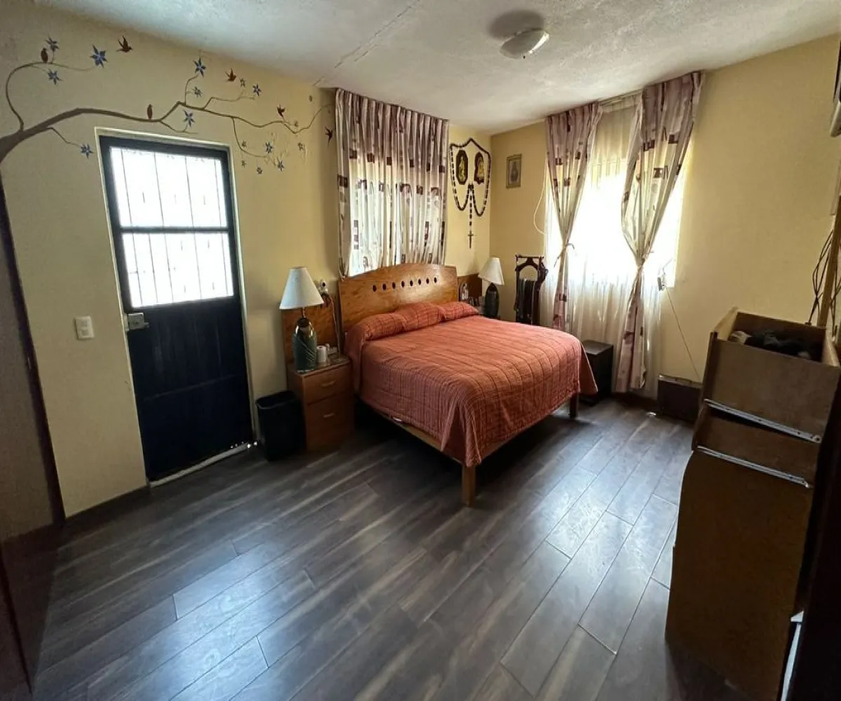 Casa En Venta,Jardines de la Calera,Paseo de Las Malvas 140, Tlajomulco de Zúñiga, Jalisco 45676, 5 Habitaciones,3 Baños,Paseo de Las Malvas,2,pxN0N1Y