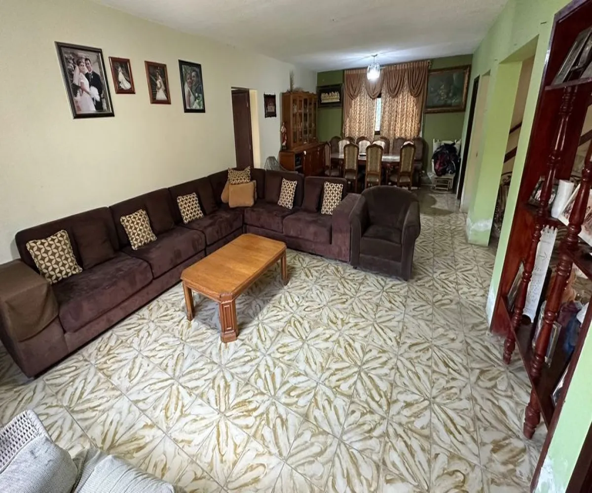 Casa En Venta,Jardines de la Calera,Paseo de Las Malvas 140, Tlajomulco de Zúñiga, Jalisco 45676, 5 Habitaciones,3 Baños,Paseo de Las Malvas,2,pxN0N1Y