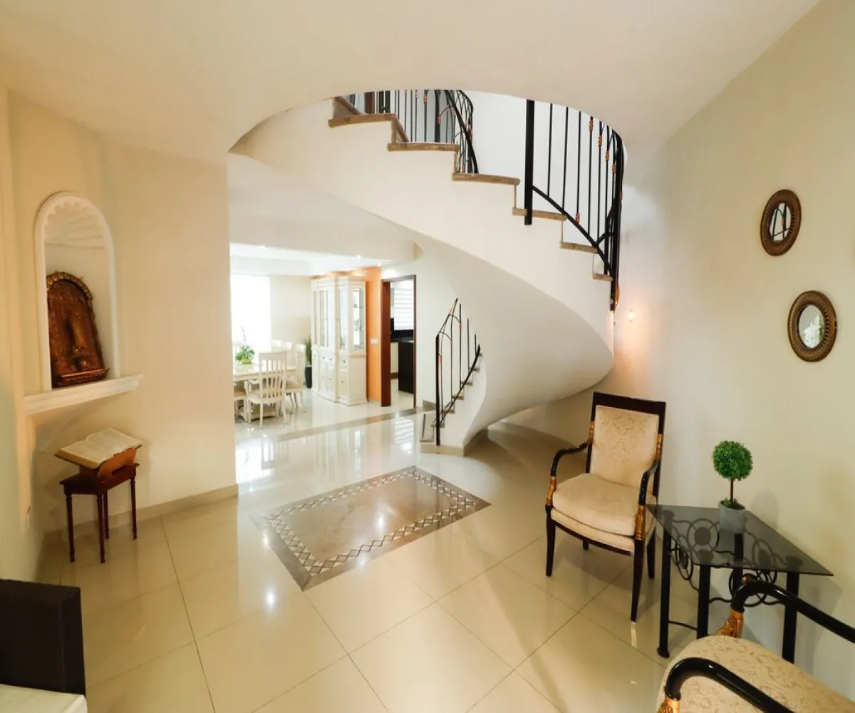 Casa En Venta,Puertas del Tule,Av del ahuehuete 251 13, Zapopan, Jalisco 45017, 6 Habitaciones,6 Baños,Av del ahuehuete,1,pG1QSHw