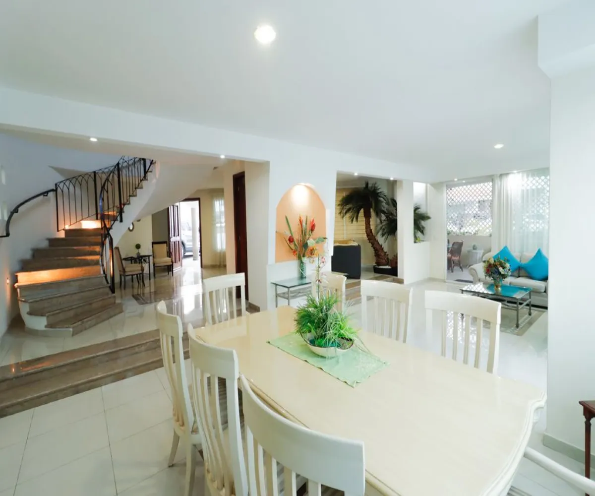 Casa En Venta,Puertas del Tule,Av del ahuehuete 251 13, Zapopan, Jalisco 45017, 6 Habitaciones,6 Baños,Av del ahuehuete,1,pG1QSHw