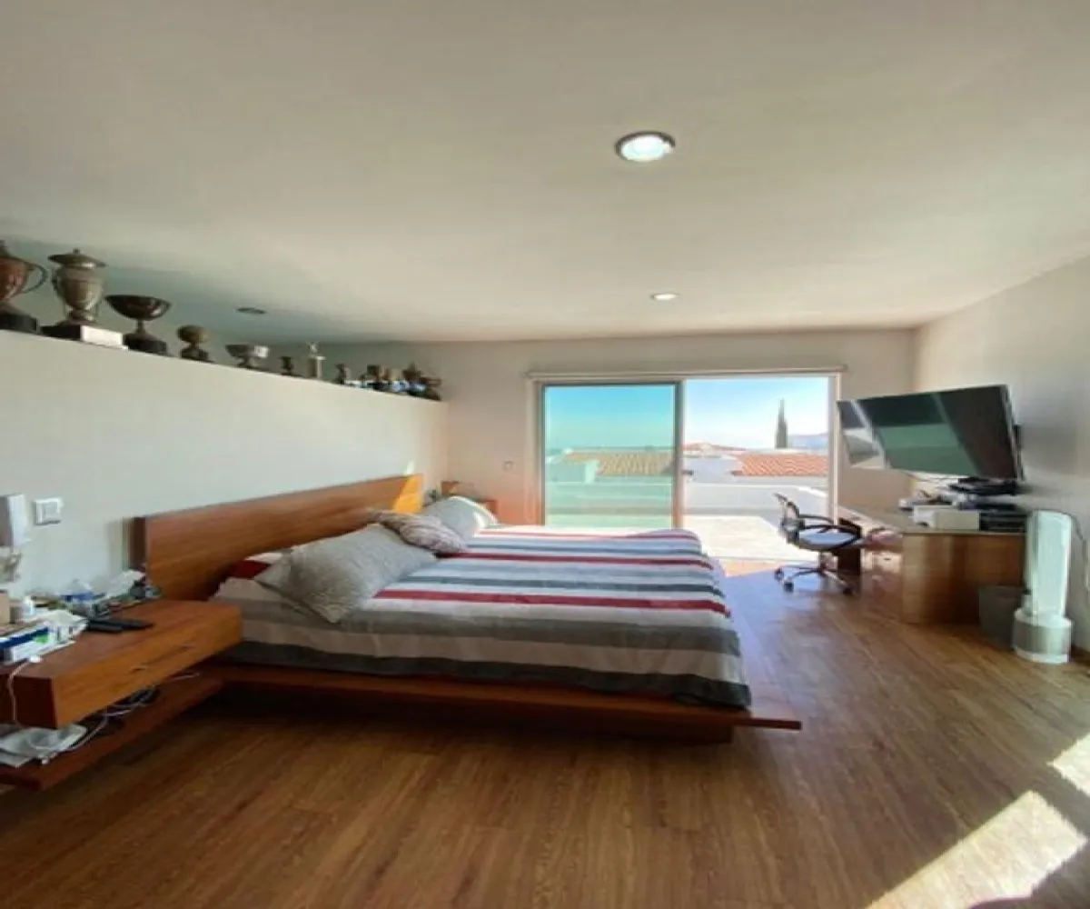 Casa En Venta,Bugambilias,Vistas del Sol S/N, Zapopan, Jalisco 45237, 3 Habitaciones,3 Baños,Vistas del Sol,2,pgh3eh7