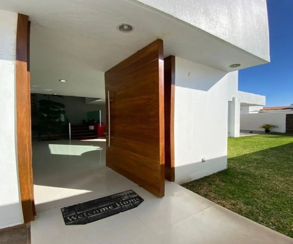 Casa En Venta,Bugambilias,Vistas del Sol S/N, Zapopan, Jalisco 45237, 3 Habitaciones,3 Baños,Vistas del Sol,2,pgh3eh7