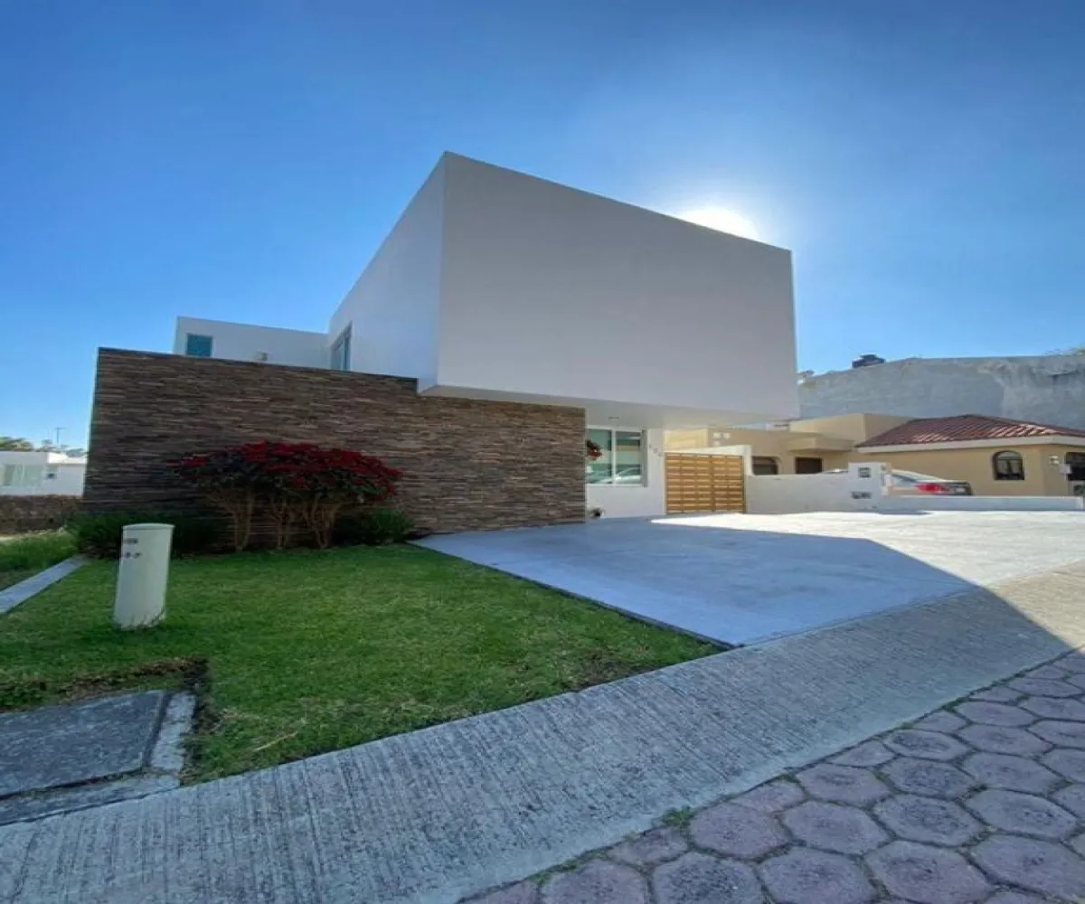 Casa En Venta,Ciudad Bugambilias,Vistas del Sol --, Zapopan, Jalisco 45237, 3 Habitaciones,4 Baños,Vistas del Sol,1,pkT7SMe