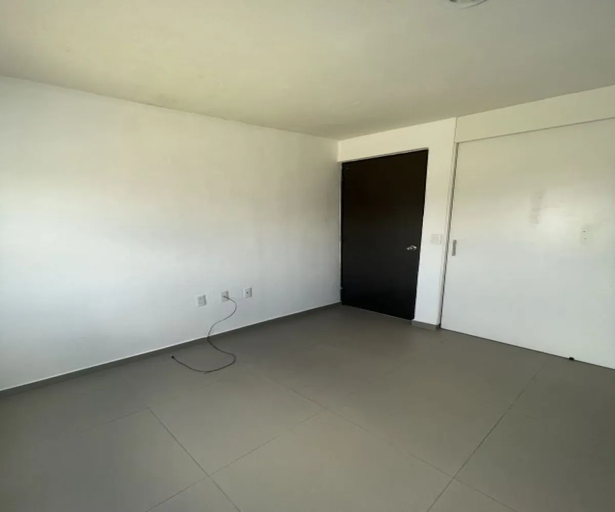 Casa En Venta,santa cruz del valle,Avenida Hacienda Santa Cruz 275, Tlajomulco de Zúñiga, Jalisco 45655, 2 Habitaciones,1 Baño,Avenida Hacienda Santa Cruz,3,plFQran