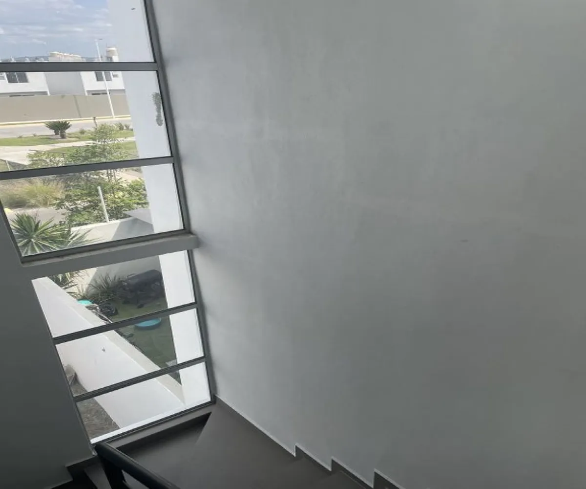 Casa En Venta,santa cruz del valle,Avenida Hacienda Santa Cruz 275, Tlajomulco de Zúñiga, Jalisco 45655, 2 Habitaciones,1 Baño,Avenida Hacienda Santa Cruz,3,plFQran