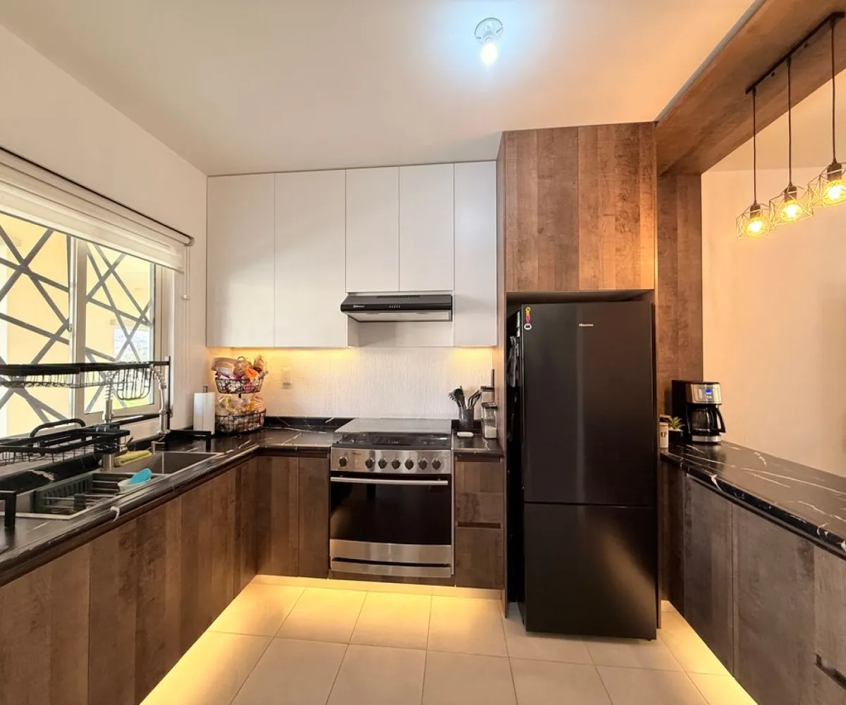 Casa En Venta,Alta California,Boulevard Alta California S/N, Tlajomulco de Zúñiga, Jalisco 45650, 3 Habitaciones,2 Baños,Boulevard Alta California,2,pFr0yHq