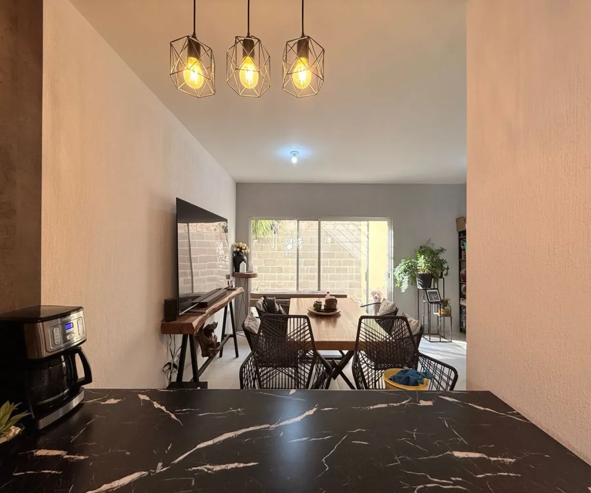 Casa En Venta,Alta California,Boulevard Alta California S/N, Tlajomulco de Zúñiga, Jalisco 45650, 3 Habitaciones,2 Baños,Boulevard Alta California,2,pFr0yHq