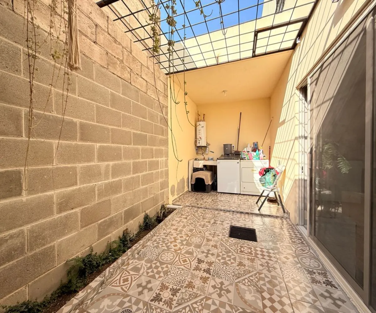 Casa En Venta,Alta California,Boulevard Alta California S/N, Tlajomulco de Zúñiga, Jalisco 45650, 3 Habitaciones,2 Baños,Boulevard Alta California,2,pFr0yHq