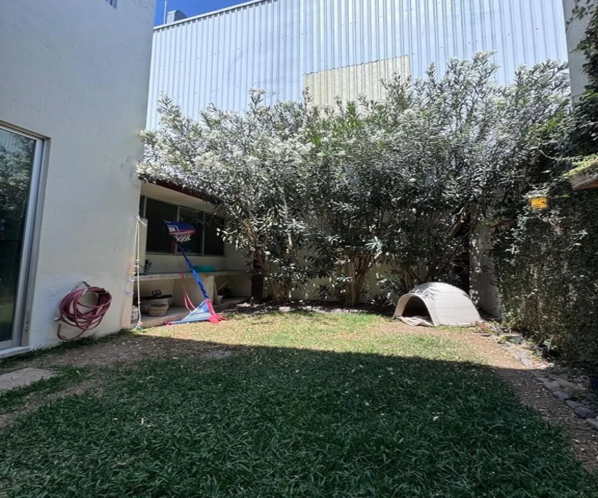 Casa En Venta,Del Pilar Residencial,Arbucias S/N, Tlajomulco de Zúñiga, Jalisco 45645, 4 Habitaciones,3 Baños,Arbucias,3,pKBm9Is