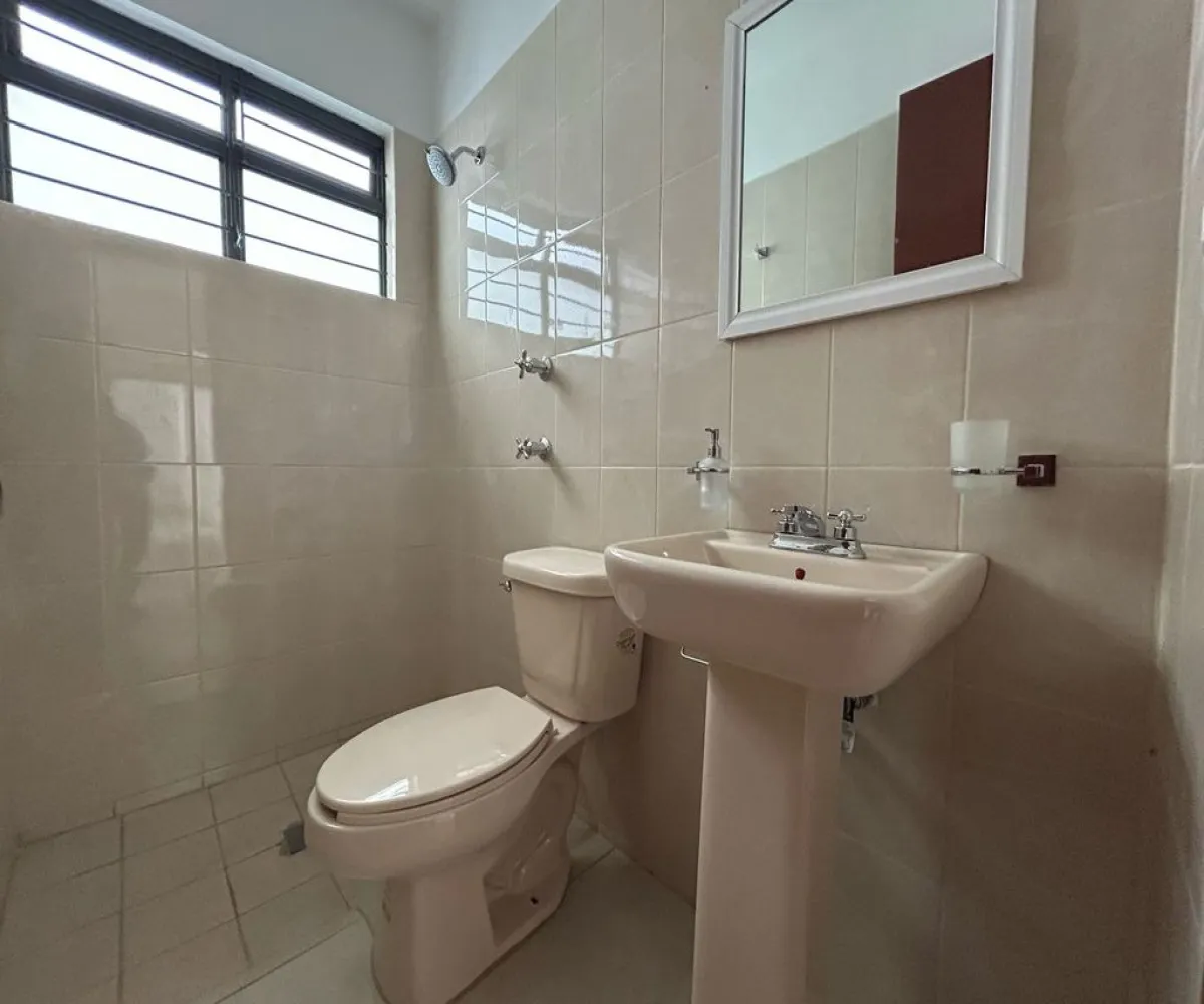 Casa En Renta,Monumental,Calle Puerto Ensenada 420, Guadalajara, Jalisco 44320, 6 Habitaciones,4 Baños,Calle Puerto Ensenada,1,pdhavLL