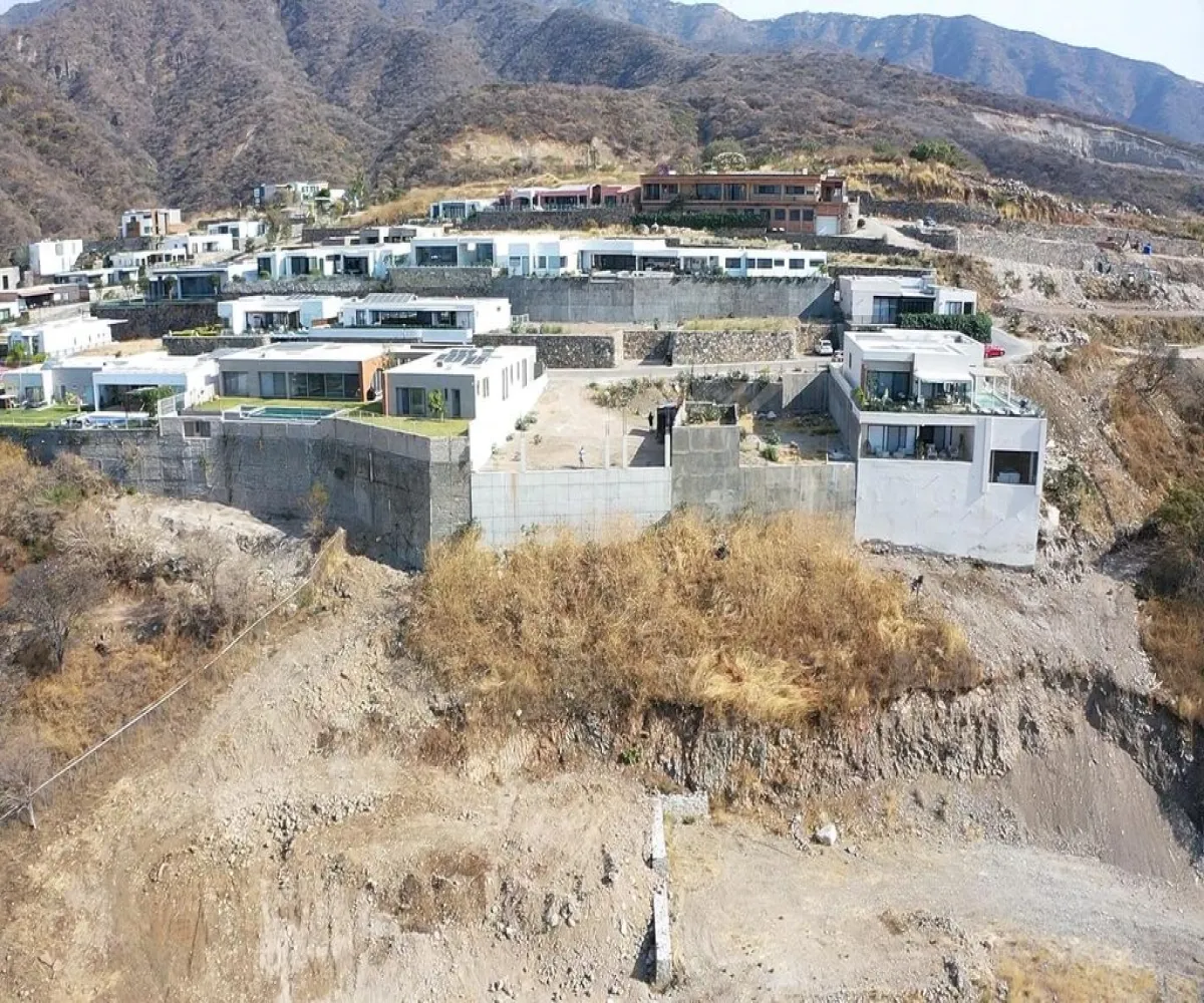 Terreno En Venta,Ajijic,Av. La Paz 10, Chapala, Jalisco 45915,Av. La Paz ,pLyctTp