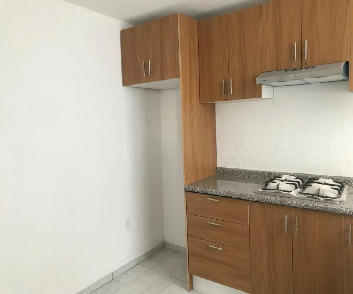 Casa En Venta,Jardines del Valle,Avenida Acueducto S/N, Zapopan, Jalisco 45138, 2 Habitaciones,1 Baño,Avenida Acueducto,2,poEq2s9