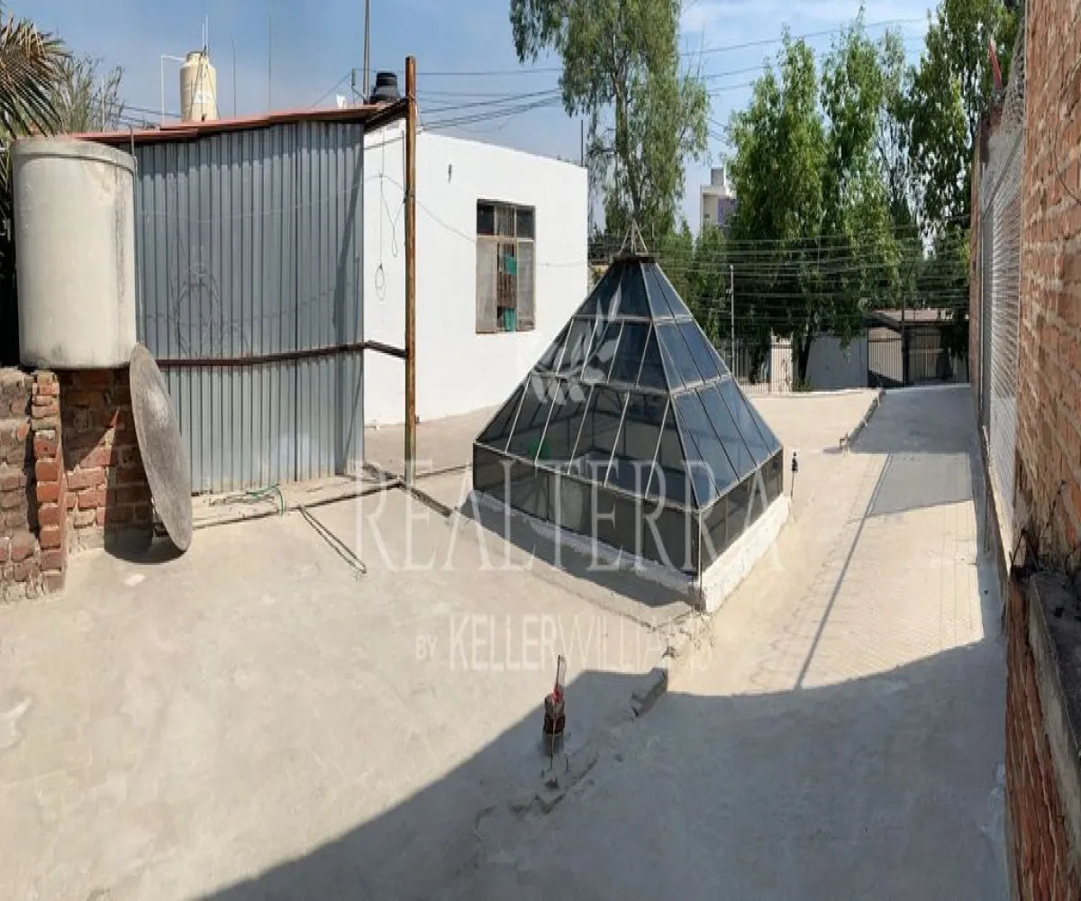 Casa En Venta,Alamo Industrial,Paseo de la cadena 2732, San Pedro Tlaquepaque, Jalisco 45593, 4 Habitaciones,3 Baños,Paseo de la cadena,1,p8Nacwv