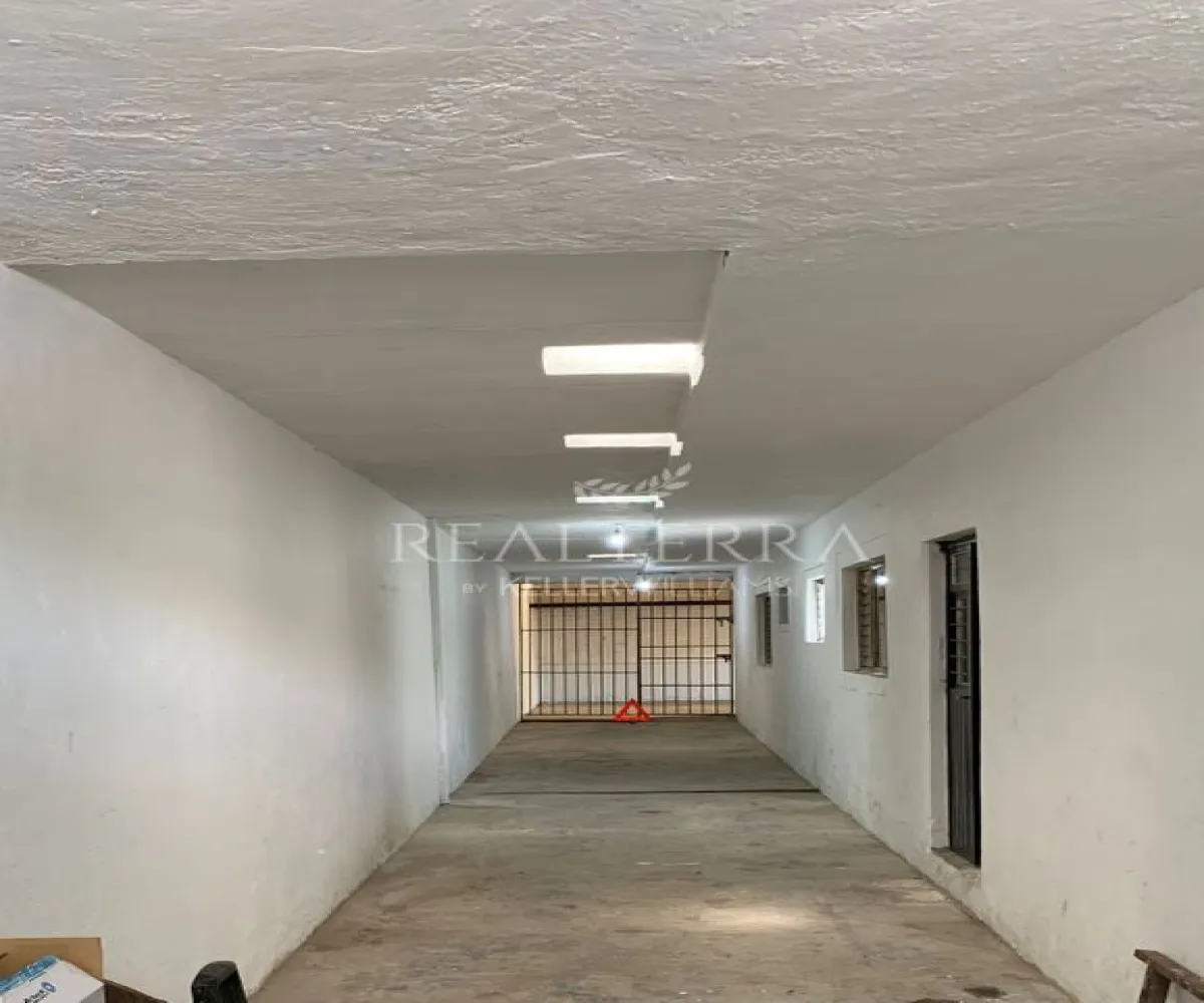 Casa En Venta,Alamo Industrial,Paseo de la cadena 2732, San Pedro Tlaquepaque, Jalisco 45593, 4 Habitaciones,3 Baños,Paseo de la cadena,1,p8Nacwv