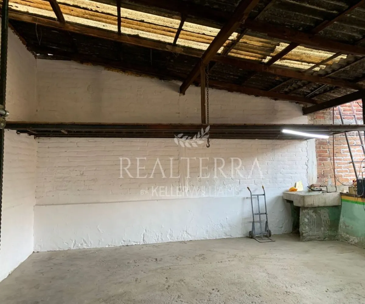 Casa En Venta,Alamo Industrial,Paseo de la cadena 2732, San Pedro Tlaquepaque, Jalisco 45593, 4 Habitaciones,3 Baños,Paseo de la cadena,1,p8Nacwv