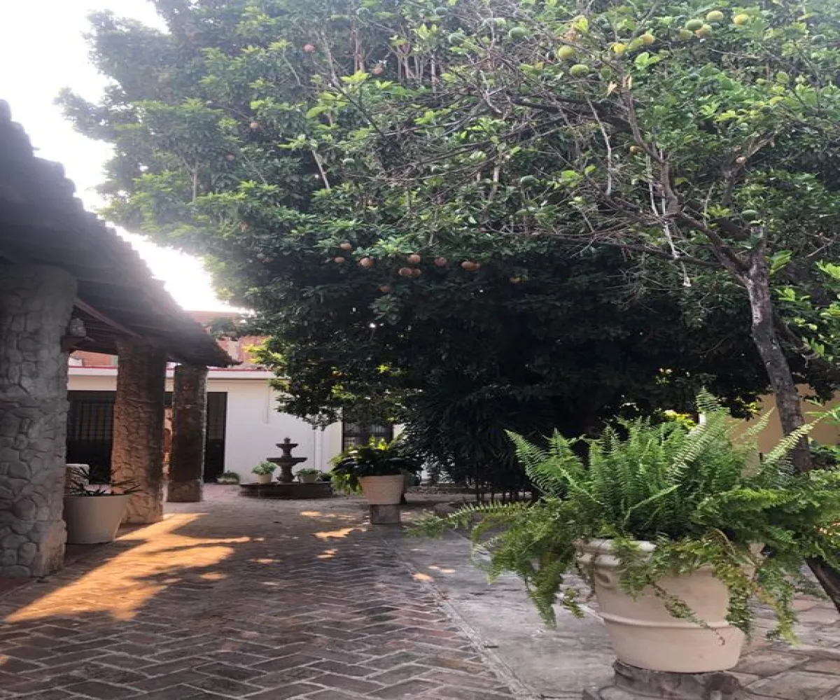 Casa En Venta,Centro,Guillermo Prieto 25, Autlán de Navarro, Jalisco 48900, 8 Habitaciones,2 Baños,Guillermo Prieto,1,p2preBp