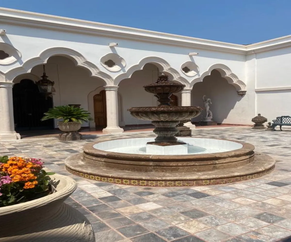 Casa En Venta,Centro,Guillermo Prieto 25, Autlán de Navarro, Jalisco 48900, 8 Habitaciones,2 Baños,Guillermo Prieto,1,p2preBp