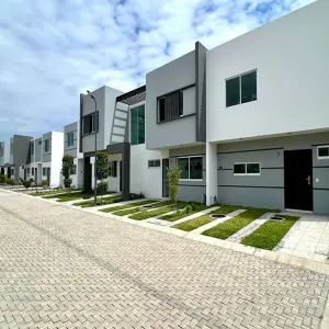 Casa En Venta,Francisco Sarabia,Calle Anastasio Bustamante 1234 14, Zapopan, Jalisco 45236, 3 Habitaciones,2 Baños,Calle Anastasio Bustamante,2,p8OIv6a