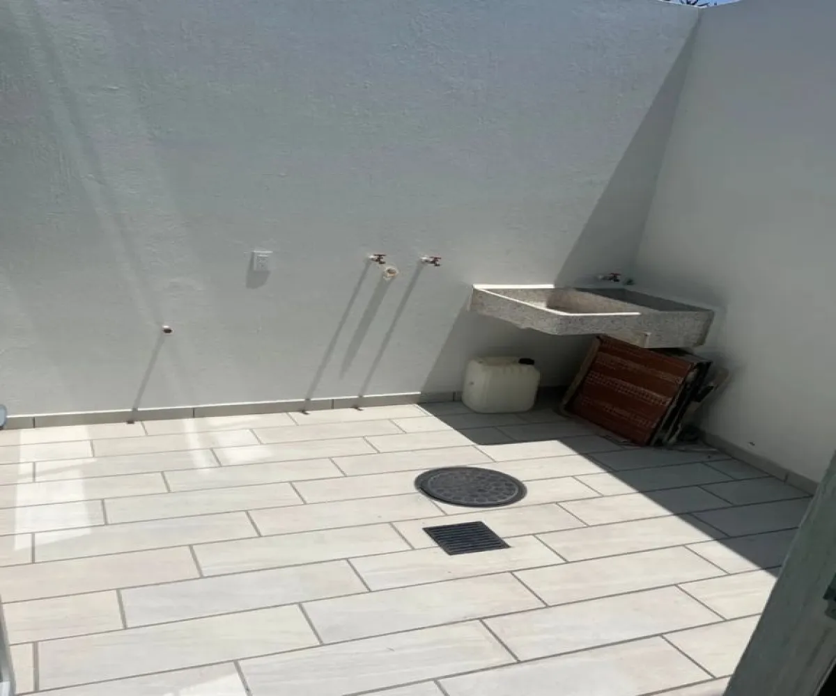 Casa En Venta,Francisco Sarabia,Calle Anastasio Bustamante 1234 14, Zapopan, Jalisco 45236, 3 Habitaciones,2 Baños,Calle Anastasio Bustamante,2,p8OIv6a