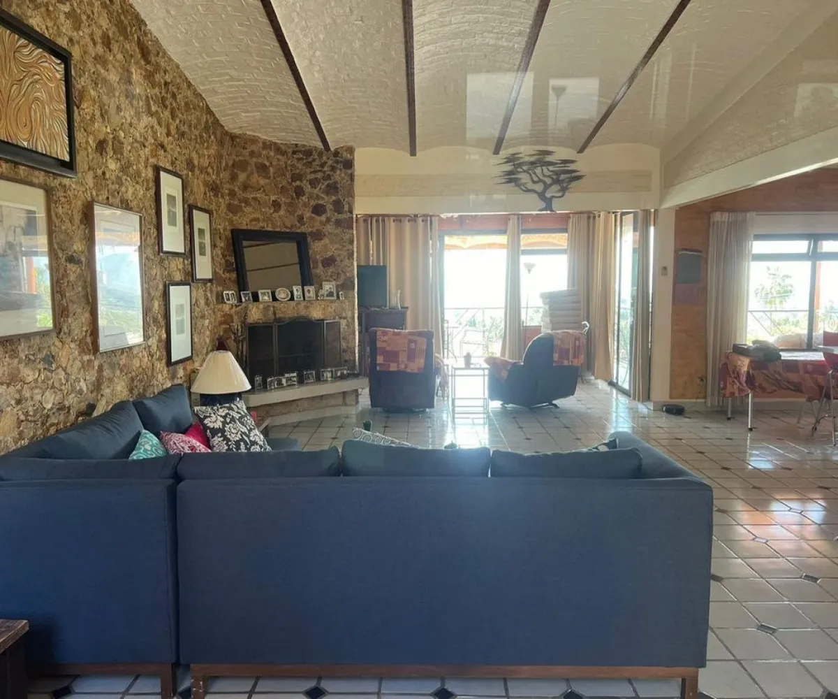 Casa En Venta,san nicolas de ibarra,Altavista 79, Chapala, Jalisco 45900, 3 Habitaciones,3 Baños,Altavista,2,ppoezn8