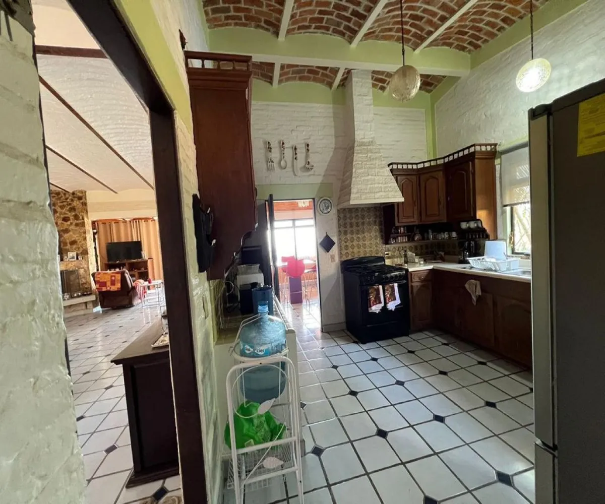 Casa En Venta,san nicolas de ibarra,Altavista 79, Chapala, Jalisco 45900, 3 Habitaciones,3 Baños,Altavista,2,ppoezn8