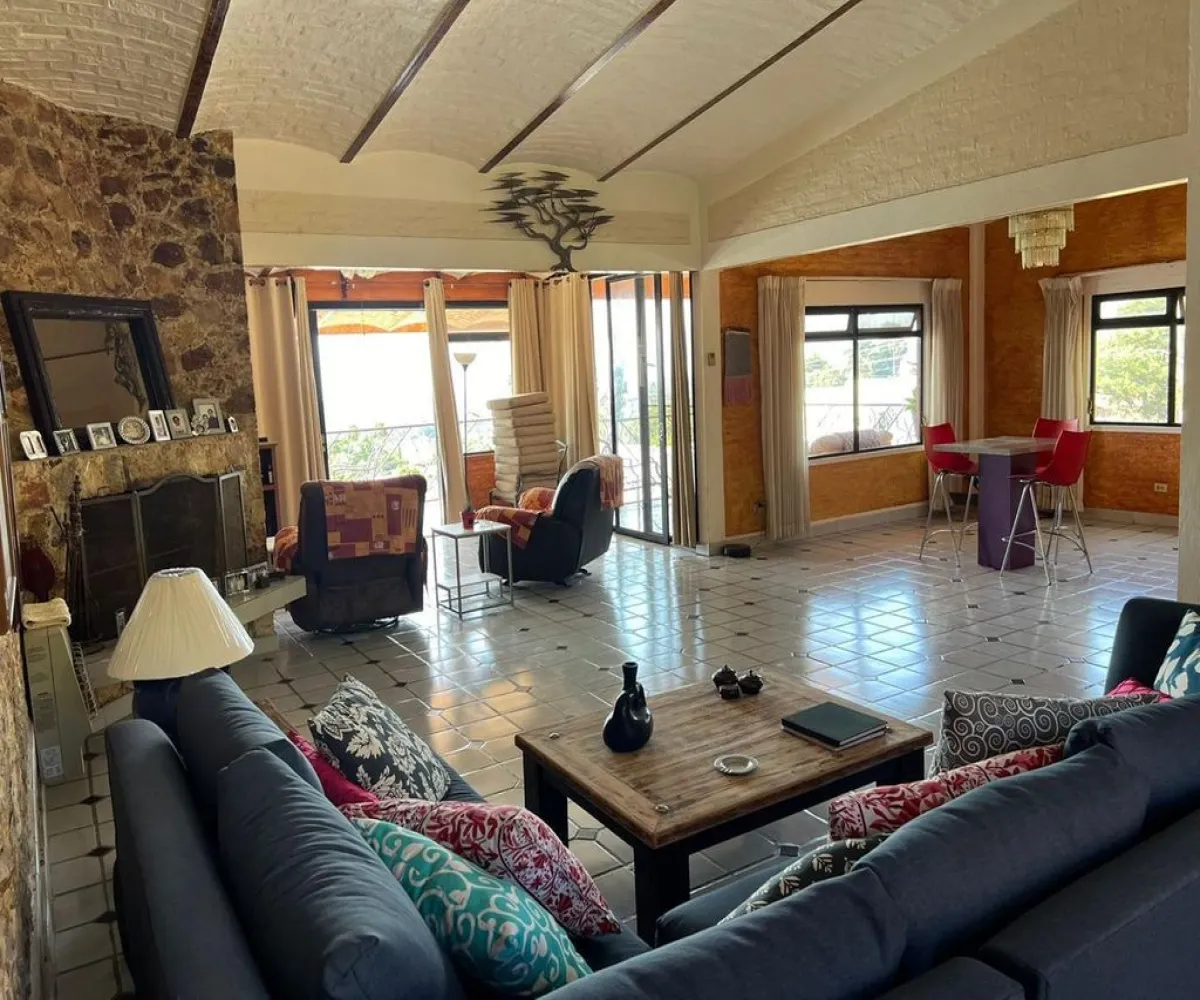 Casa En Venta,san nicolas de ibarra,Altavista 79, Chapala, Jalisco 45900, 3 Habitaciones,3 Baños,Altavista,2,ppoezn8