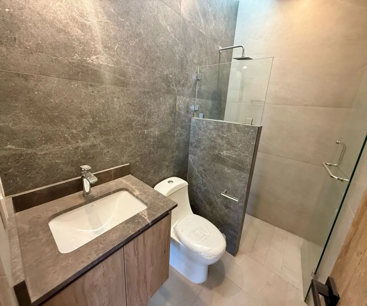 Casa En Venta,Avenida Vuelo de las Grullas 200 215, Tlajomulco de Zúñiga, Jalisco 45645, 4 Habitaciones,4 Baños,Avenida Vuelo de las Grullas,2,pa0YDAX