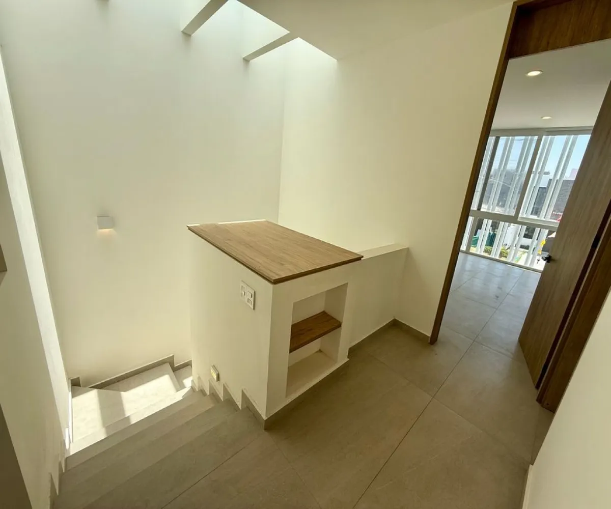 Casa En Venta,Avenida Vuelo de las Grullas 200 215, Tlajomulco de Zúñiga, Jalisco 45645, 4 Habitaciones,4 Baños,Avenida Vuelo de las Grullas,2,pa0YDAX