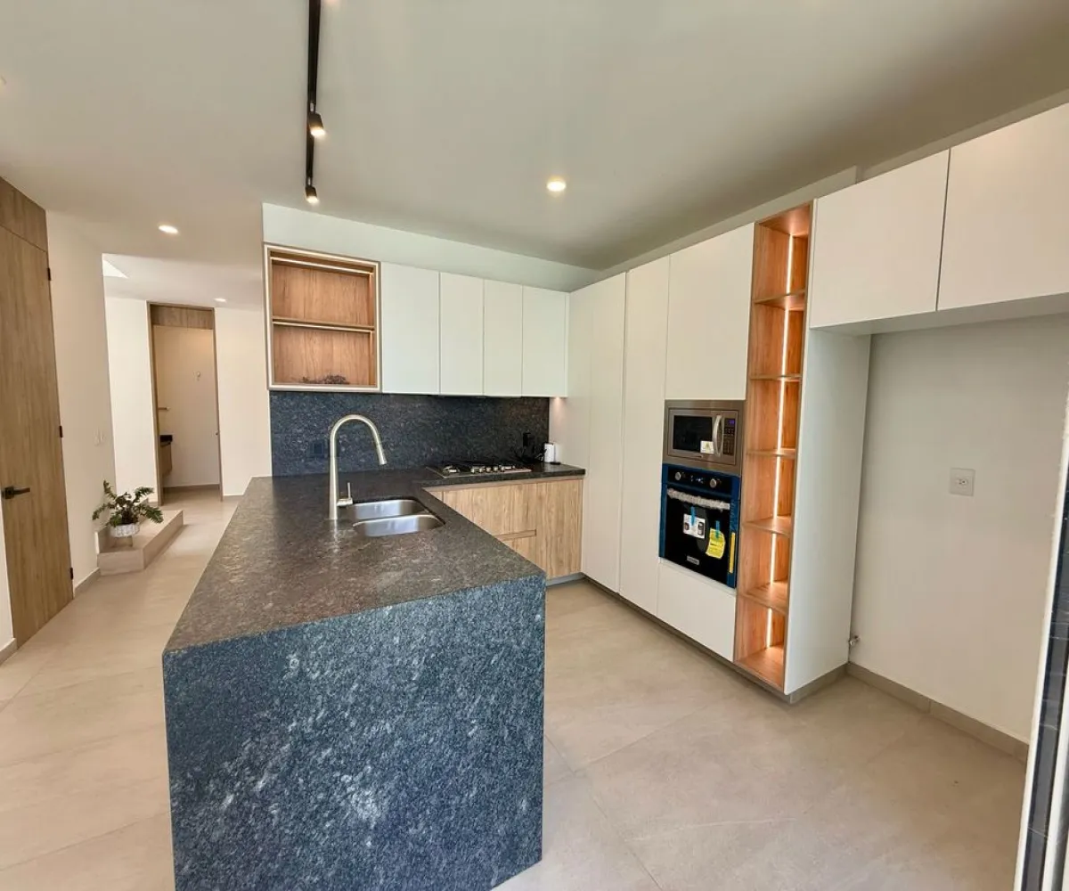 Casa En Venta,Avenida Vuelo de las Grullas 200 215, Tlajomulco de Zúñiga, Jalisco 45645, 4 Habitaciones,4 Baños,Avenida Vuelo de las Grullas,2,pa0YDAX