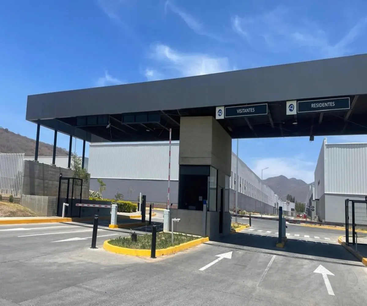Industrial En Renta,Santa Cruz de las Flores,Carretera a San Isidro Mazatepec 765, Tlajomulco de Zúñiga, Jalisco 45640,1 Baño,Carretera a San Isidro Mazatepec,1,pU3DOts