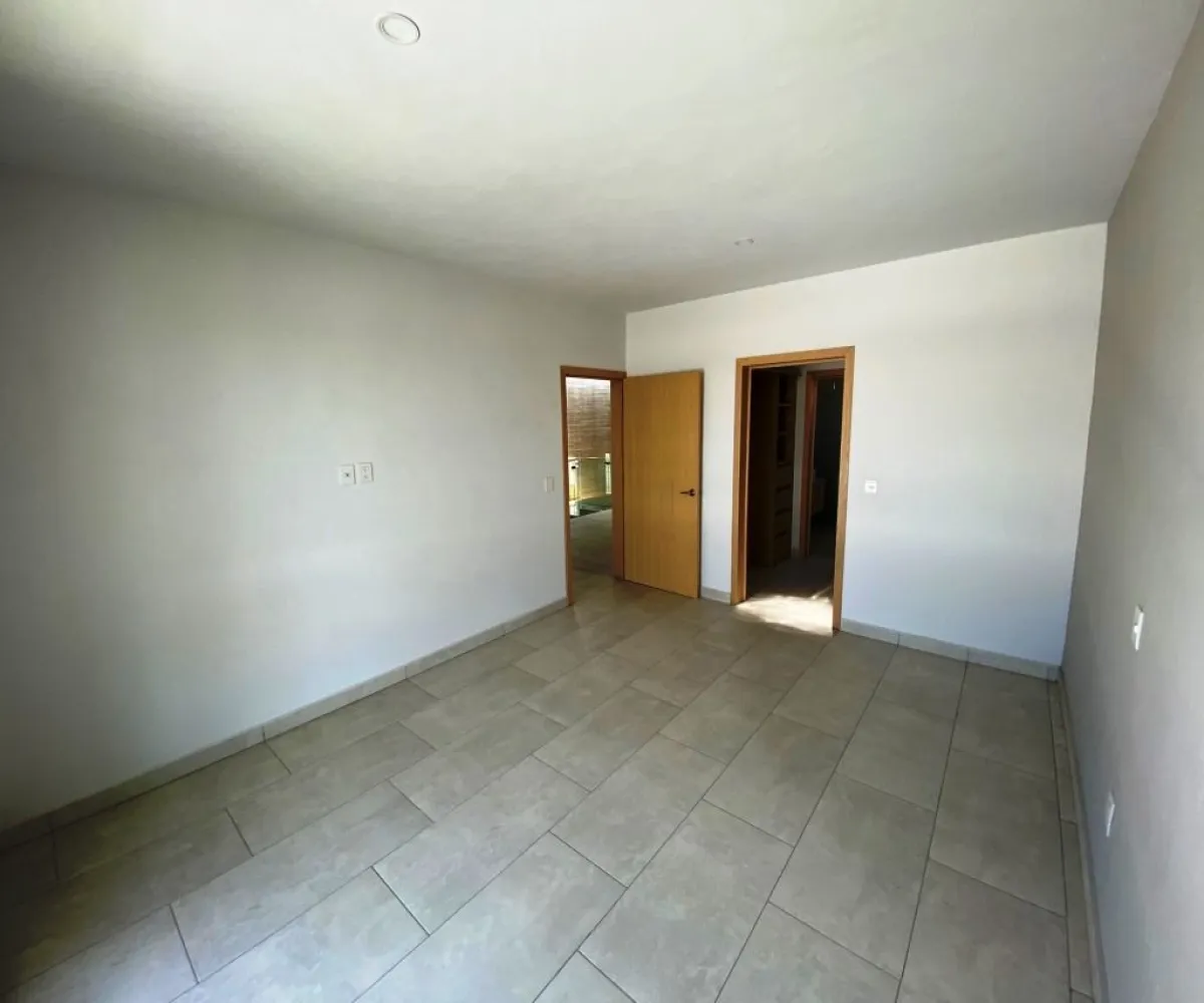 Casa En Venta,San Agustín,Paseo de las Palmas 88 5, Tlajomulco de Zúñiga, Jalisco 45640, 3 Habitaciones,4 Baños,Paseo de las Palmas ,2,pPHMjnJ