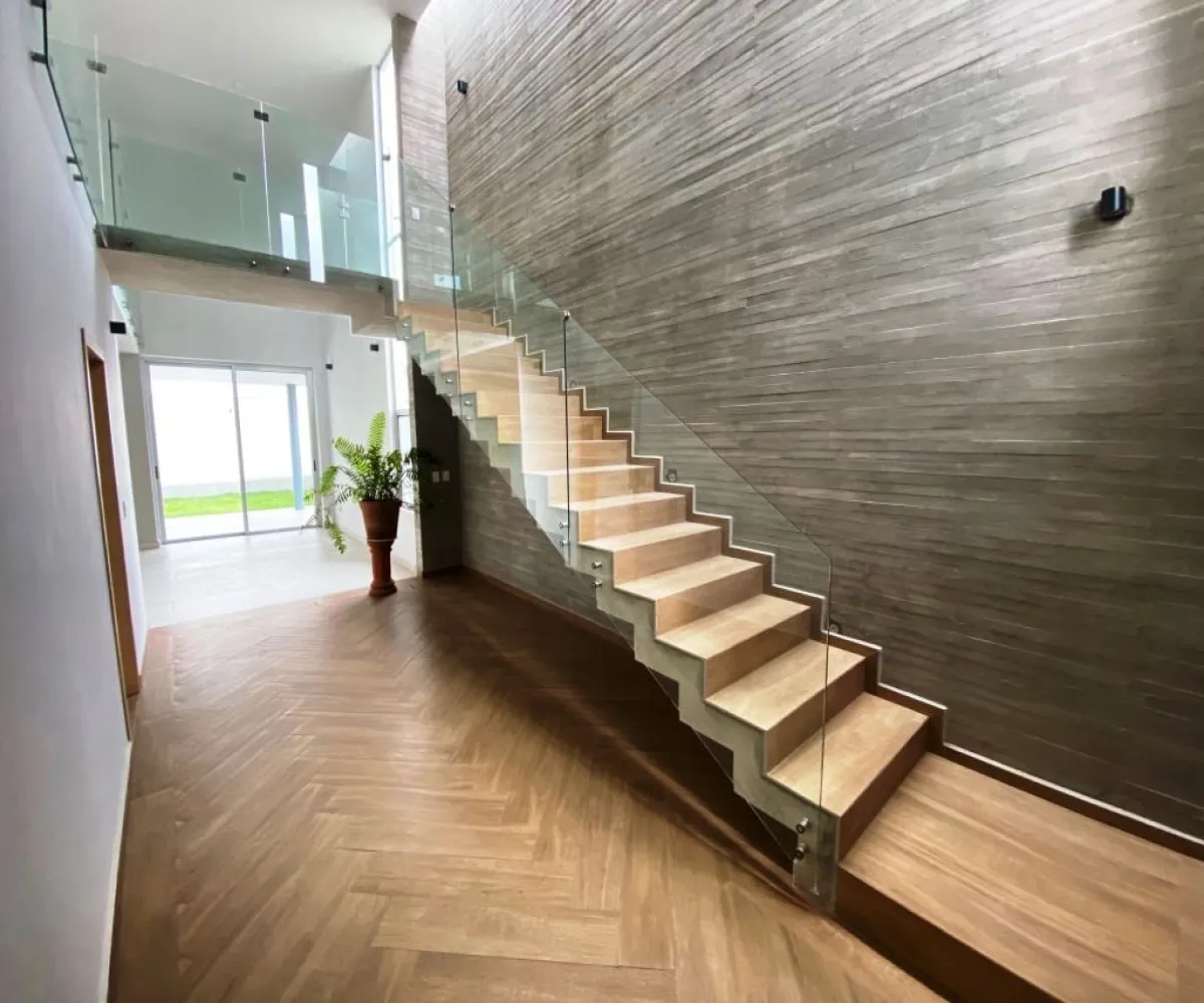 Casa En Venta,San Agustín,Paseo de las Palmas 88 5, Tlajomulco de Zúñiga, Jalisco 45640, 3 Habitaciones,4 Baños,Paseo de las Palmas ,2,pPHMjnJ