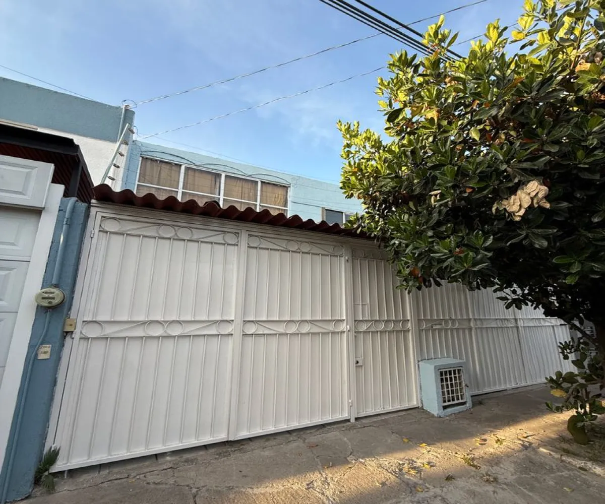 Casa En Venta,Jardines del Country,Plateros 2458, Guadalajara, Jalisco 44210, 4 Habitaciones,2 Baños,Plateros,1,pG2BvR9