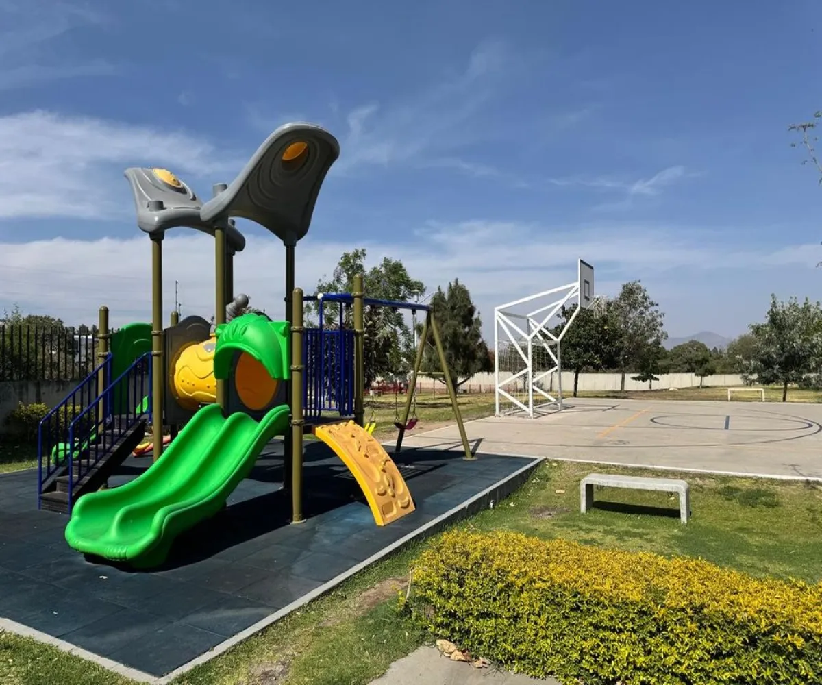 Casa En Venta,La Cima,Avenida de la Mancha 293 312, Zapopan, Jalisco 45134, 4 Habitaciones,4 Baños,Avenida de la Mancha,1,p5xuDu5