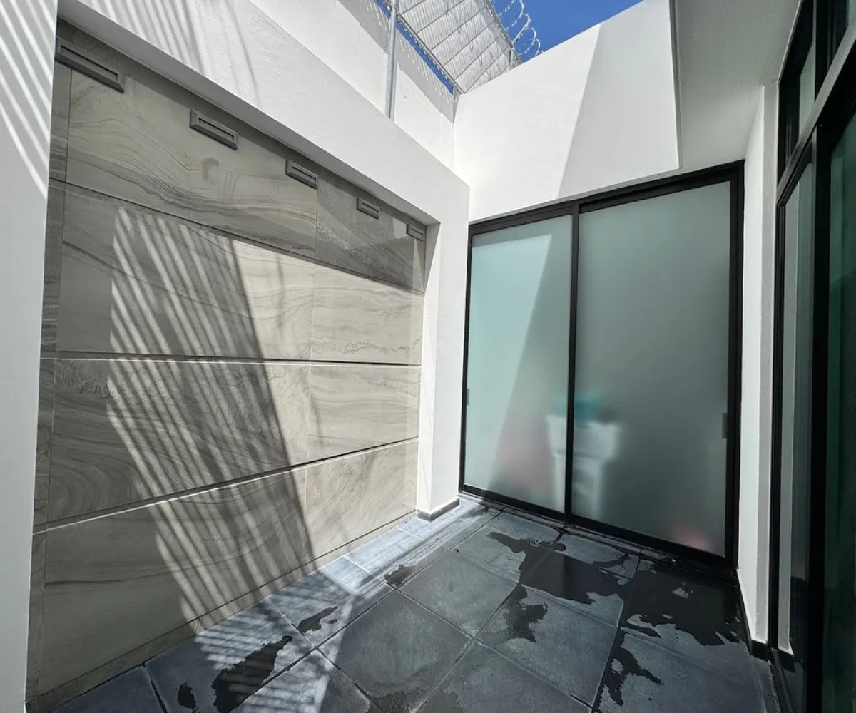 Casa En Venta,La Cima,Avenida de la Mancha 293 312, Zapopan, Jalisco 45134, 4 Habitaciones,4 Baños,Avenida de la Mancha,1,p5xuDu5