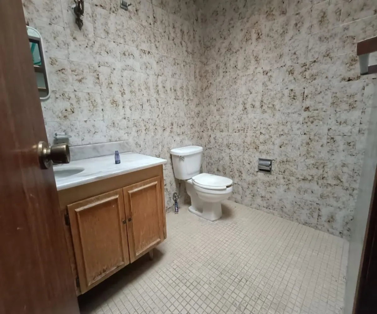 Casa En Venta,Patria,Lago Ginebra 2743, Zapopan, Jalisco 45177, 8 Habitaciones,5 Baños,Lago Ginebra,1,pYroUfJ