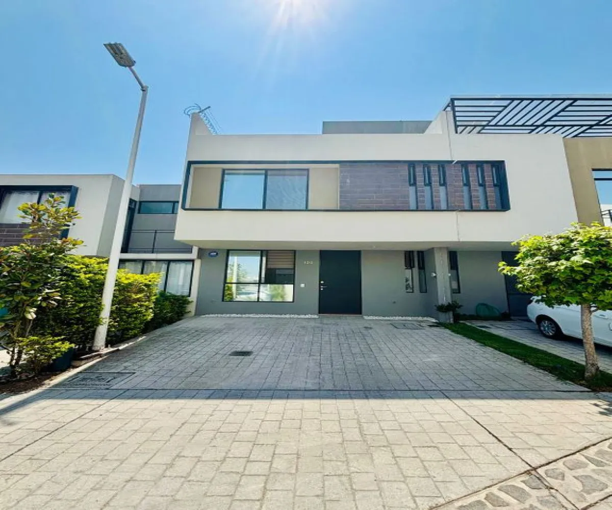 Casa En Venta,Cortijo San Agustin,Av. Elementia 116 120, Tlajomulco de Zúñiga, Jalisco 45645, 3 Habitaciones,2 Baños,Av. Elementia,1,pMNqyMD