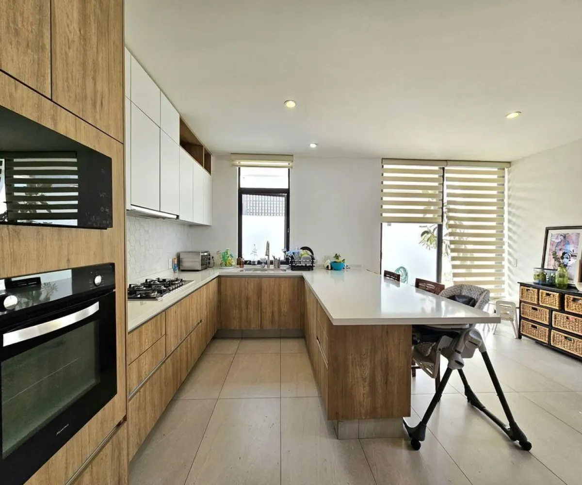 Casa En Venta,valle imperial,av. del bosque real 1995 133, Zapopan, Jalisco 45134, 4 Habitaciones,4 Baños,av. del bosque real,3,pw0ky8T