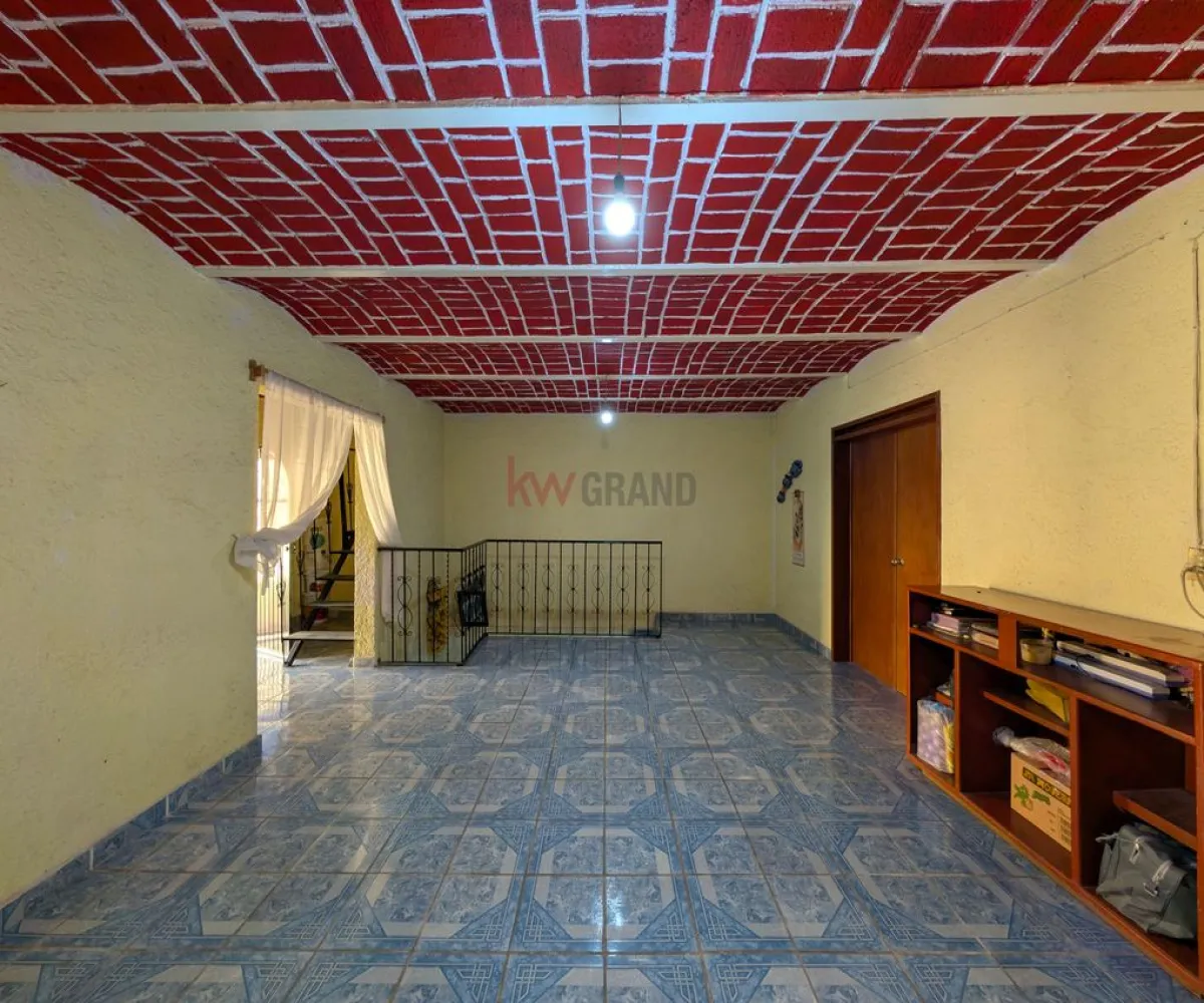 Casa En Venta,El Briseño,C. Playitas 20, Zapopan, Jalisco 45236, 4 Habitaciones,2 Baños,C. Playitas,1,puARxBL