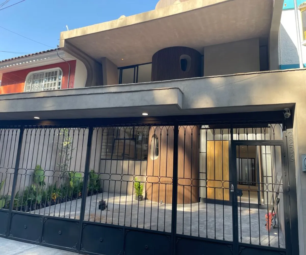 Casa En Venta,Jardines Alcalde,Calle Alfonso Cravioto S/N, Guadalajara, Jalisco 44298, 4 Habitaciones,3 Baños,Calle Alfonso Cravioto,1,pDU101z