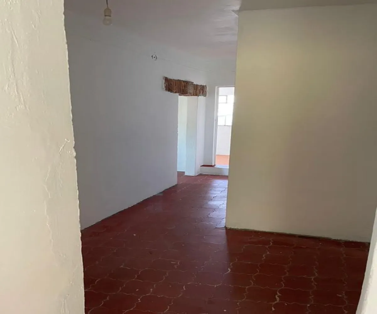 Casa En Venta,San Andrés,Avenida del Chamizal 302, Guadalajara, Jalisco 44810, 3 Habitaciones,1 Baño,Avenida del Chamizal,1,pVm1EHh