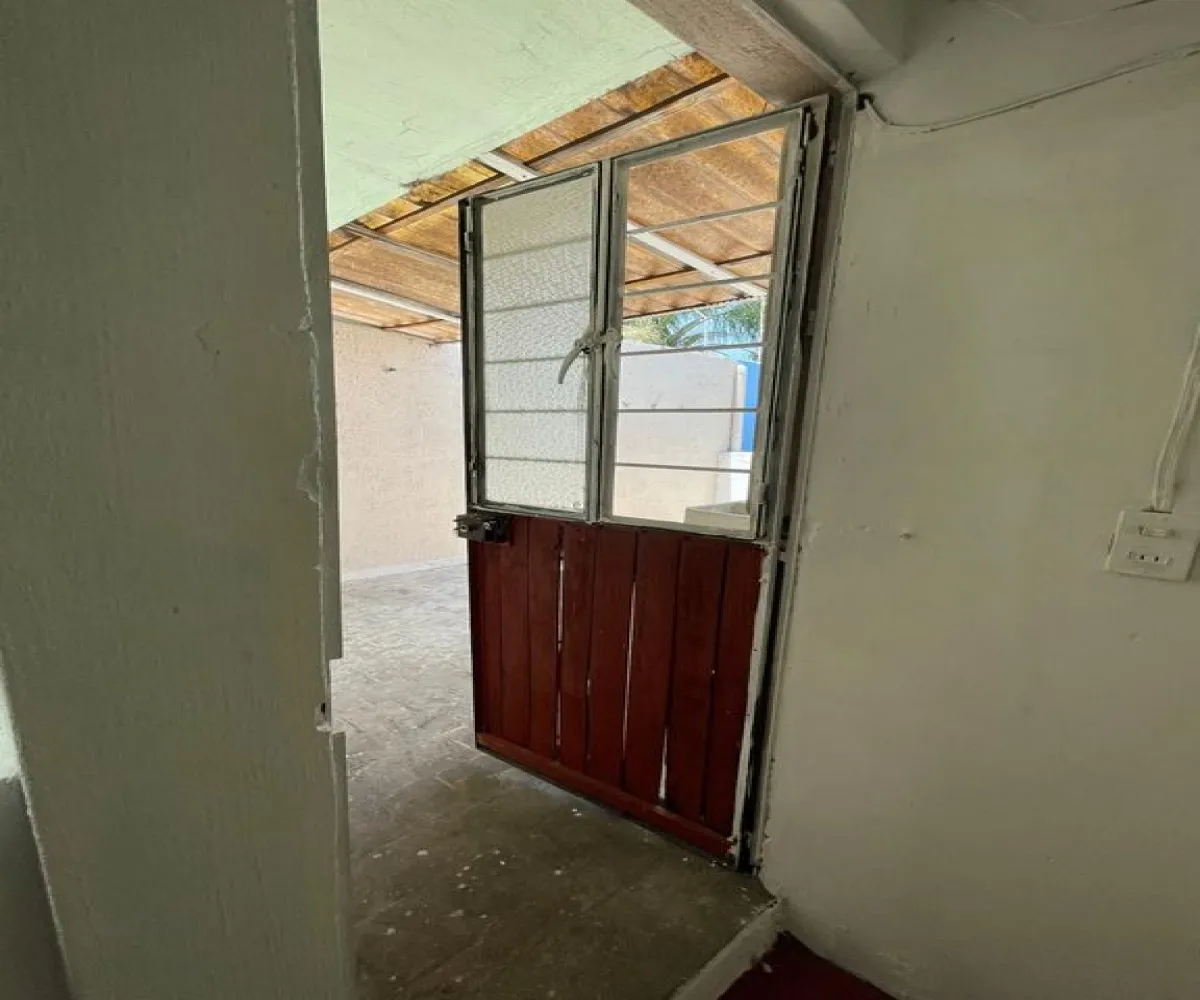 Casa En Venta,San Andrés,Avenida del Chamizal 302, Guadalajara, Jalisco 44810, 3 Habitaciones,1 Baño,Avenida del Chamizal,1,pVm1EHh