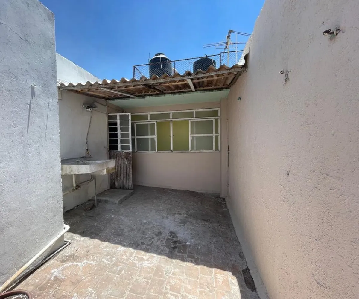Casa En Venta,San Andrés,Avenida del Chamizal 302, Guadalajara, Jalisco 44810, 3 Habitaciones,1 Baño,Avenida del Chamizal,1,pVm1EHh