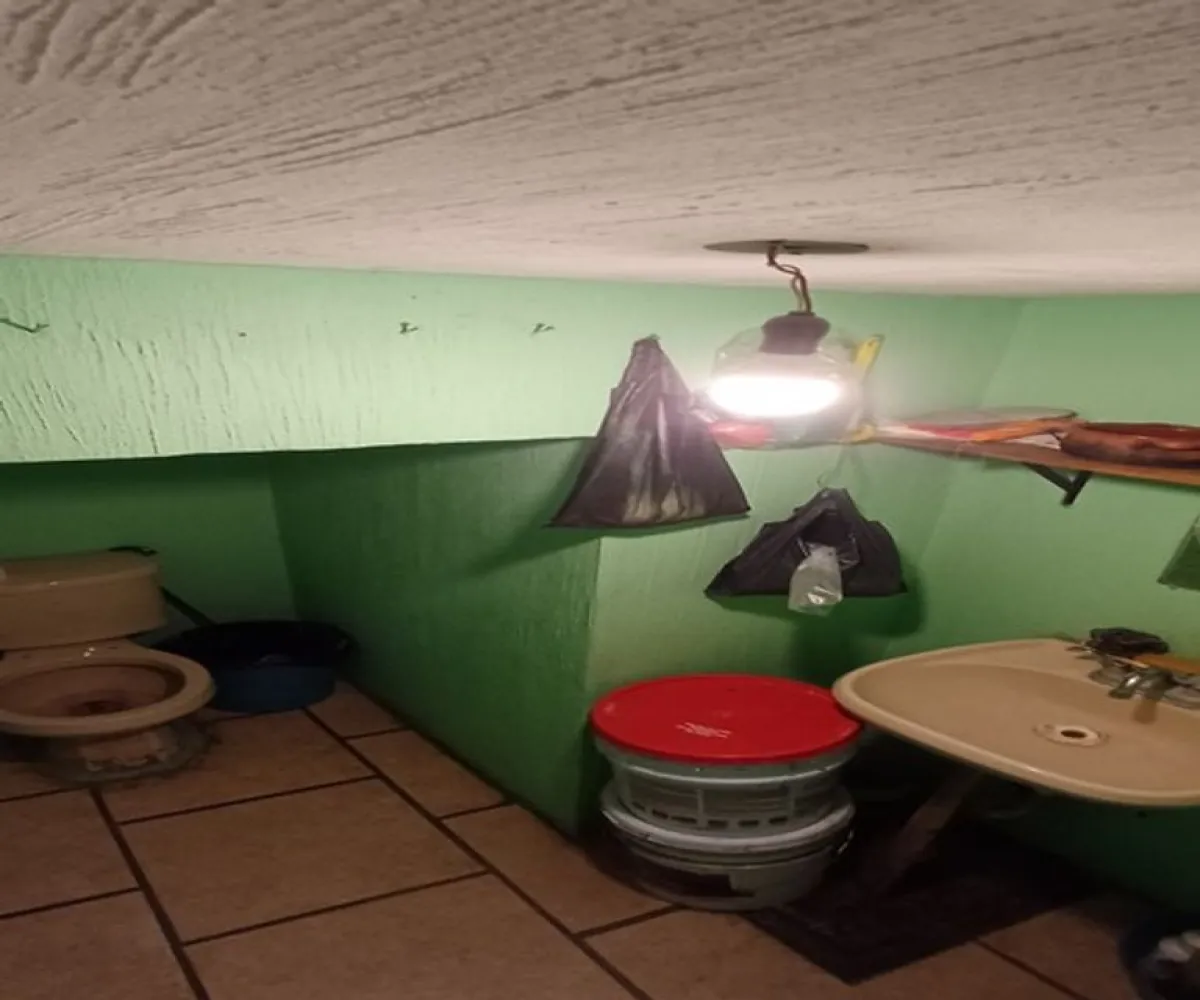 Local En Venta,San Antonio,Pensador Mexicano 2027, Guadalajara, Jalisco 44800,Pensador Mexicano,2,pyvvaJW