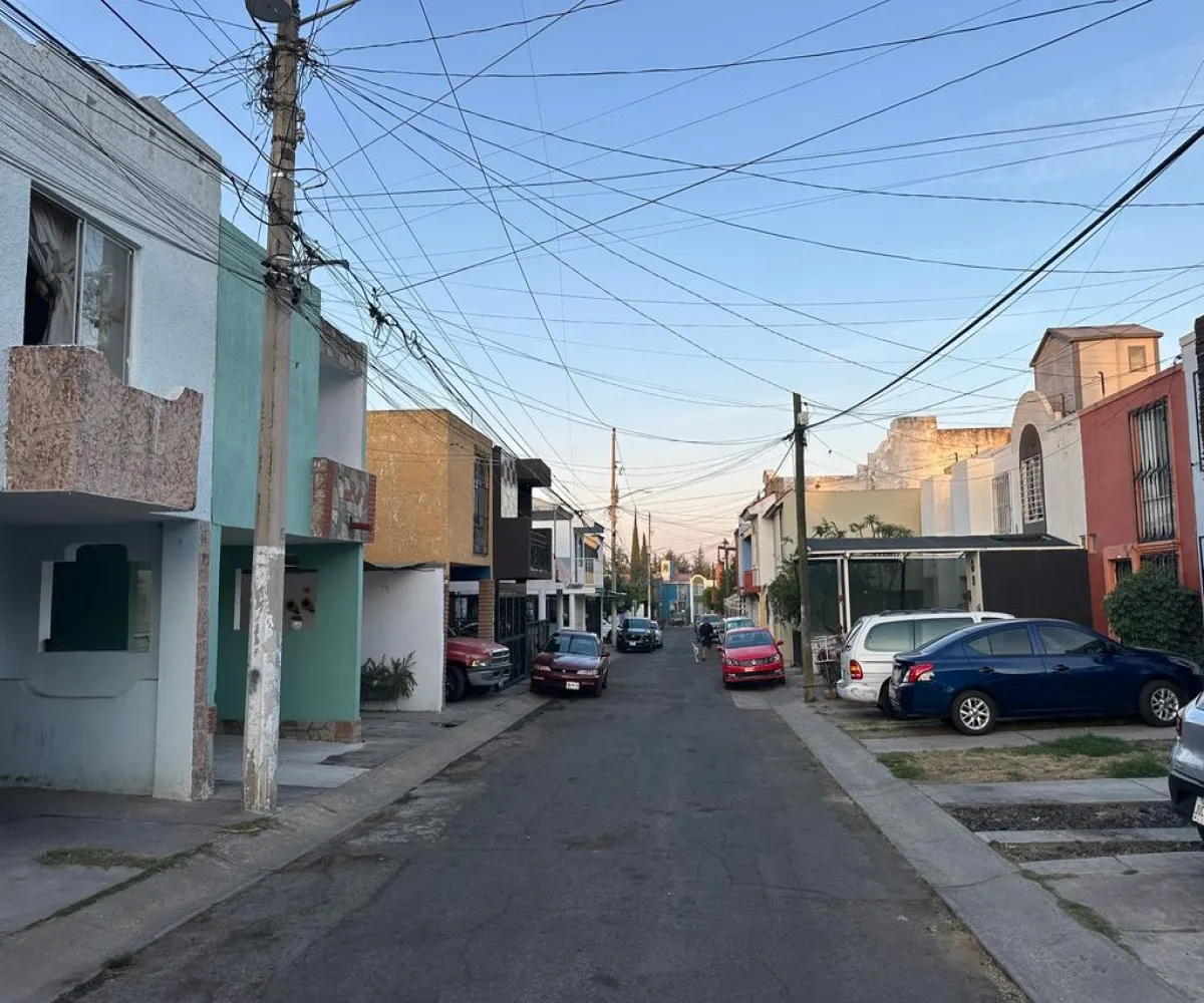 Casa En Venta,Francisco Villa,Av. Torremolinos 434 130, Zapopan, Jalisco 45130, 2 Habitaciones,1 Baño,Av. Torremolinos ,2,pkkCtiS